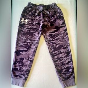 Under Armor Youth Camo Joggers with drawstring